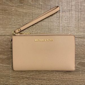 MK jet set travel double zip wristlet